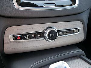 Volvo  T8 Ultra Dark Plug-In Hybrid AWD