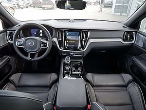 Volvo  T8 AWD Ultimate Dark AWD