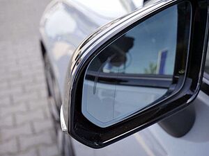 Volvo  T8 AWD Ultimate Dark AWD