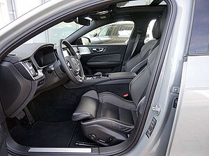 Volvo  T8 AWD Ultimate Dark AWD