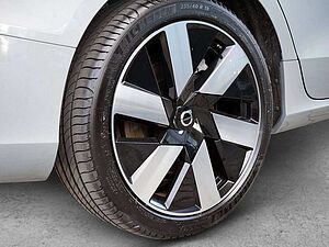 Volvo  T8 AWD Ultimate Dark AWD