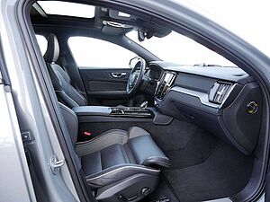 Volvo  T8 AWD Ultimate Dark AWD