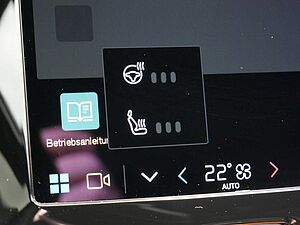 Volvo  B4 Plus Dark KAMERA H/K HGSD STANDHZ LED