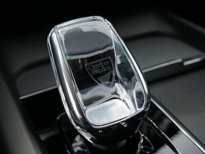 Volvo  B4 Plus Dark KAMERA H/K HGSD STANDHZ LED