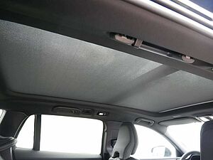Volvo  B4 Plus Dark KAMERA H/K HGSD STANDHZ LED
