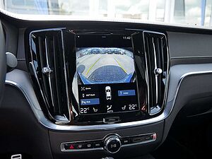 Volvo  T8 Twin Engine AWD R-Design LED PANO 360°