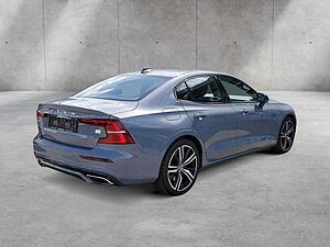 Volvo  T8 Twin Engine AWD R-Design LED PANO 360°