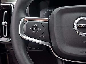 Volvo  T4 Inscription Expression Recharge LED