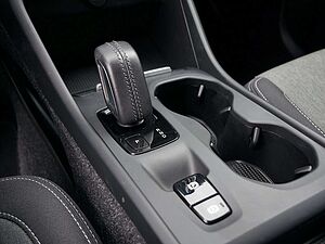 Volvo  T4 Inscription Expression Recharge LED