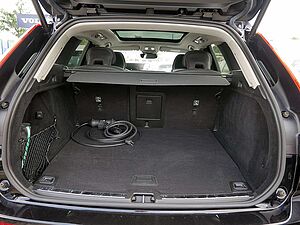 Volvo  T6 Inscription Expression Recharge AWD
