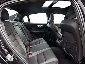 Volvo  B5 Benzin AWD Ultimate Dark