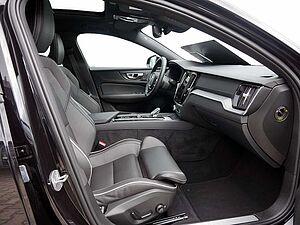 Volvo  B5 Benzin AWD Ultimate Dark