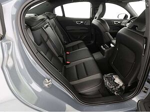 Volvo  T8 Twin Engine AWD Ultimate Dark Plug-InE6