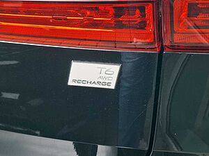 Volvo  T6 Plus Dark Recharge Plug-In Hybrid AWD