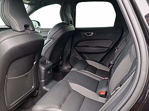 Volvo  T6 Plus Dark Recharge Plug-In Hybrid AWD