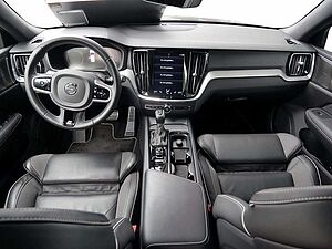 Volvo  D3 R-Design KLIMA PDC SHZ KAMERA NAVI LED