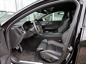 Volvo  D3 R-Design KLIMA PDC SHZ KAMERA NAVI LED