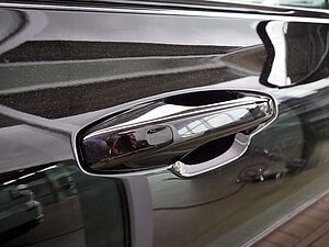 Volvo  D3 R-Design KLIMA PDC SHZ KAMERA NAVI LED