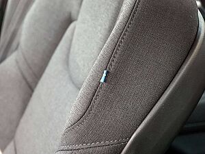 Volvo  B4 Momentum Pro SHZ KAMERA FACEL. LED