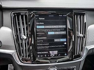 Volvo  T8 Twin Engine AWD R-Design H/K HGSD LED