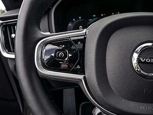 Volvo  T8 Twin Engine AWD R-Design H/K HGSD LED
