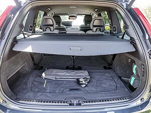 Volvo  2.0 Plus Bright Recharge Plug-In Hybrid AWD