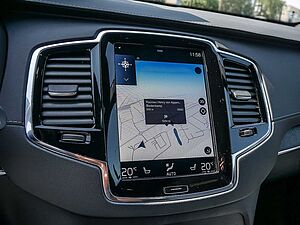 Volvo  2.0 Plus Bright Recharge Plug-In Hybrid AWD