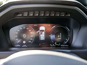 Volvo  2.0 Plus Bright Recharge Plug-In Hybrid AWD
