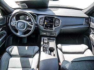 Volvo  2.0 Plus Bright Recharge Plug-In Hybrid AWD