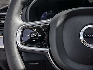Volvo  2.0 Plus Bright AWD FACEL. STANDHZ LED