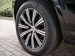 Volvo  2.0 Plus Bright Recharge Plug-In Hybrid AWD