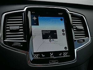 Volvo  2.0 Plus Bright Recharge Plug-In Hybrid AWD