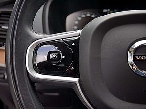 Volvo  2.0 Plus Bright Recharge Plug-In Hybrid AWD