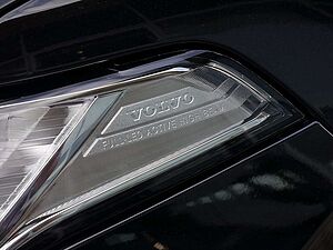 Volvo  2.0 Plus Bright Recharge Plug-In Hybrid AWD