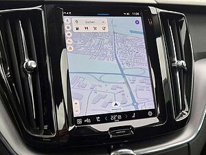 Volvo  B4 Momentum Pro SHZ FACEL. STANDHZ LED