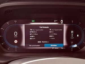 Volvo  B4 Momentum Pro SHZ FACEL. STANDHZ LED