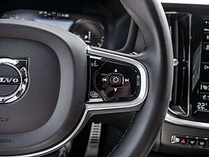 Volvo  T8 Recharge Plus Dark AWD KAMERA H/K LED