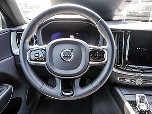 Volvo  B4 R-Design PDC SHZ FACEL. STANDHZ LED