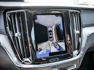 Volvo  B5 Benzin AWD Ultimate Dark HGSD HUD LED