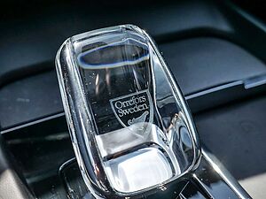 Volvo  B5 Benzin AWD Ultimate Dark HGSD HUD LED