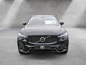Volvo  B4 Plus Dark KAMERA FACEL. STANDHZ LED