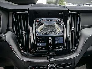 Volvo  B4 Inscription AWD KAMERA H/K NAVI LED