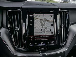 Volvo  B4 Inscription AWD KAMERA H/K NAVI LED