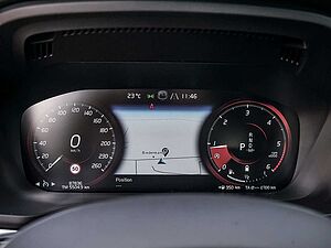 Volvo  B4 Inscription AWD KAMERA H/K NAVI LED