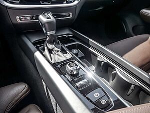 Volvo  T4 Inscription LEDER KAMERA HGSD NAVI LED