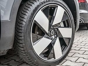Volvo  1st Edition Recharge Pure Electric AWD