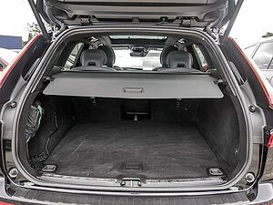 Volvo  T6 R-Design Recharge Plug-In Hybrid AWD