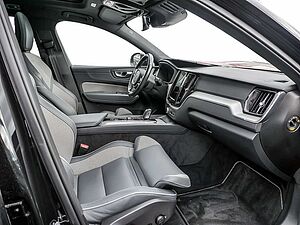 Volvo  T6 R-Design Recharge Plug-In Hybrid AWD