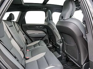 Volvo  T6 R-Design Recharge Plug-In Hybrid AWD