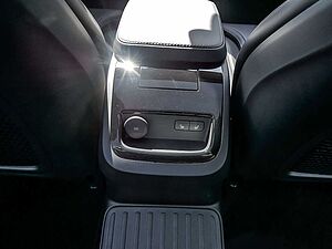 Volvo  T8 AWD Ultimate Dark AWD